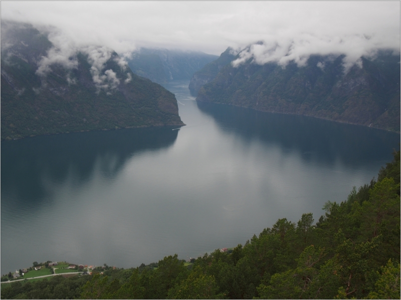 Центральная, западная и южная Норвегия. На машине, с ребенком и палаткой. Июль 2015.