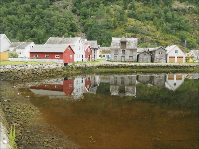 Центральная, западная и южная Норвегия. На машине, с ребенком и палаткой. Июль 2015.