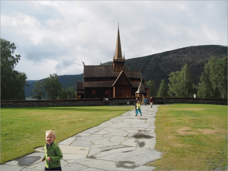 Центральная, западная и южная Норвегия. На машине, с ребенком и палаткой. Июль 2015.