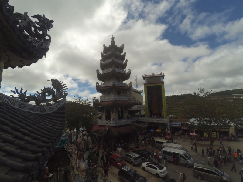 С севера на юг через Лаос