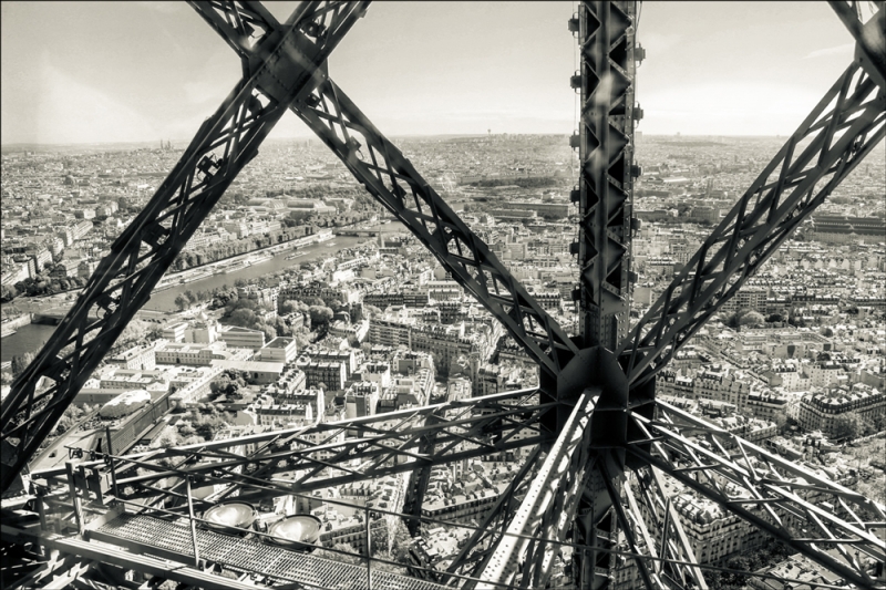 Париж, с 30 апреля по 7 мая 2016