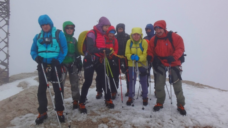 Доломиты разное