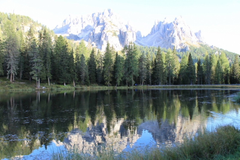 Доломиты разное