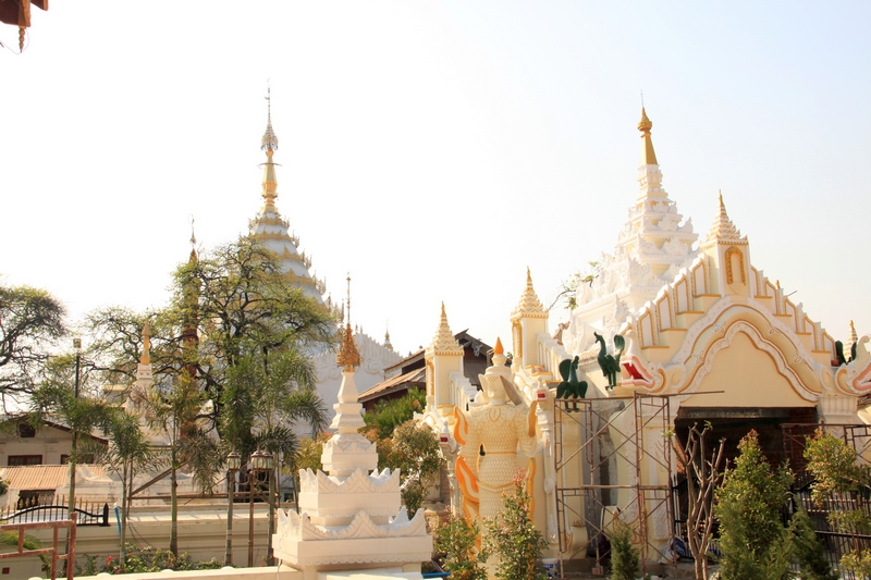 Мьянма весной. Затерянный мир золотых ступ и сияющих улыбок. От Mawlamuine до Monywa