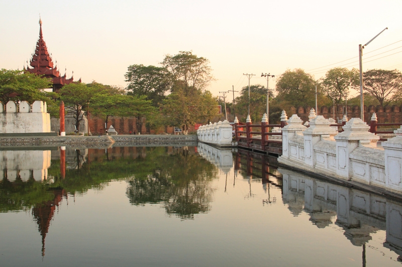 Мьянма весной. Затерянный мир золотых ступ и сияющих улыбок. От Mawlamuine до Monywa