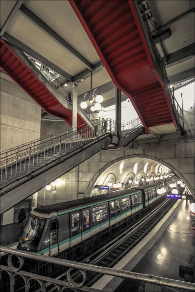 Париж, с 30 апреля по 7 мая 2016