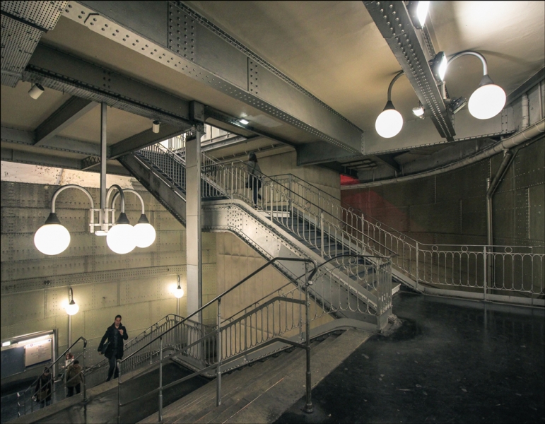 Париж, с 30 апреля по 7 мая 2016