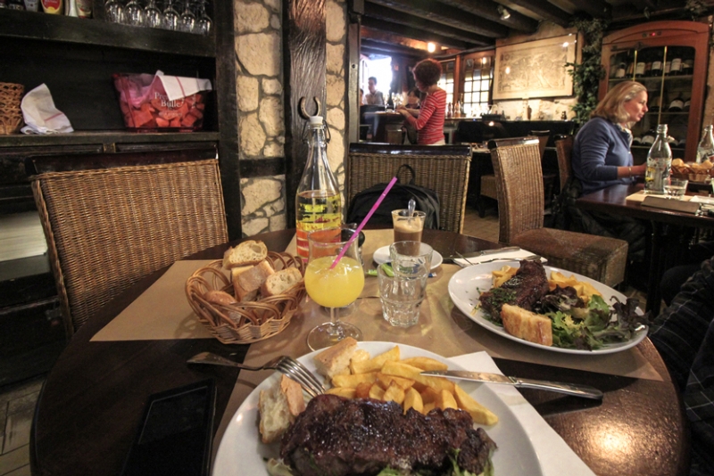 Париж, с 30 апреля по 7 мая 2016