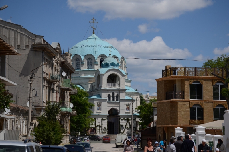 Западный берег Крыма: мыс Тарханкут, пещерные города, Севастополь и Форос. Май 2016