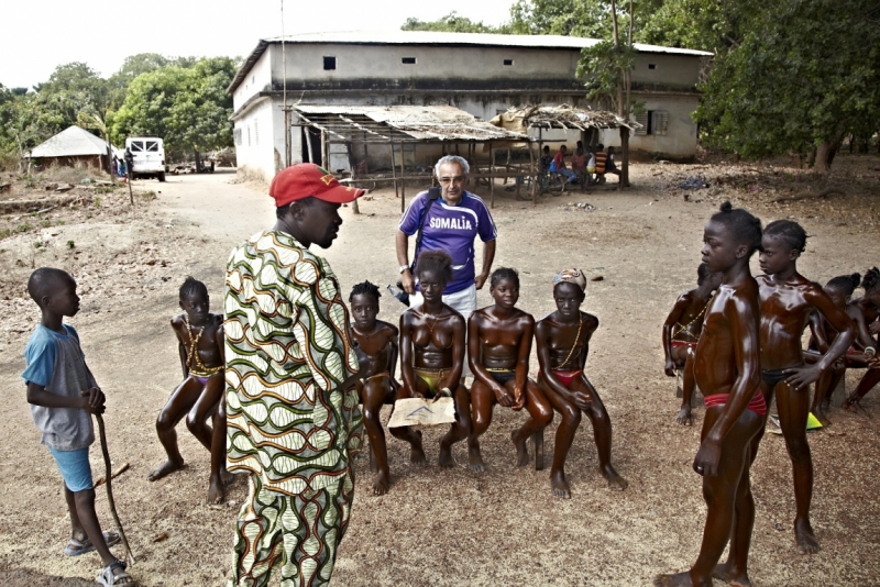 Партизан в двух Гвинеях. Часть 1.
