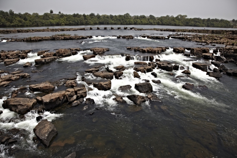 Партизан в двух Гвинеях. Часть 1.