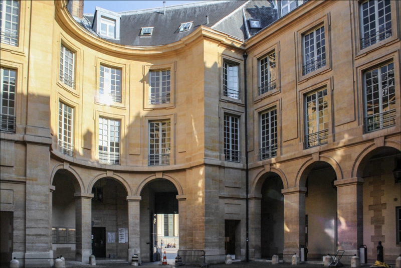 Париж, с 30 апреля по 7 мая 2016