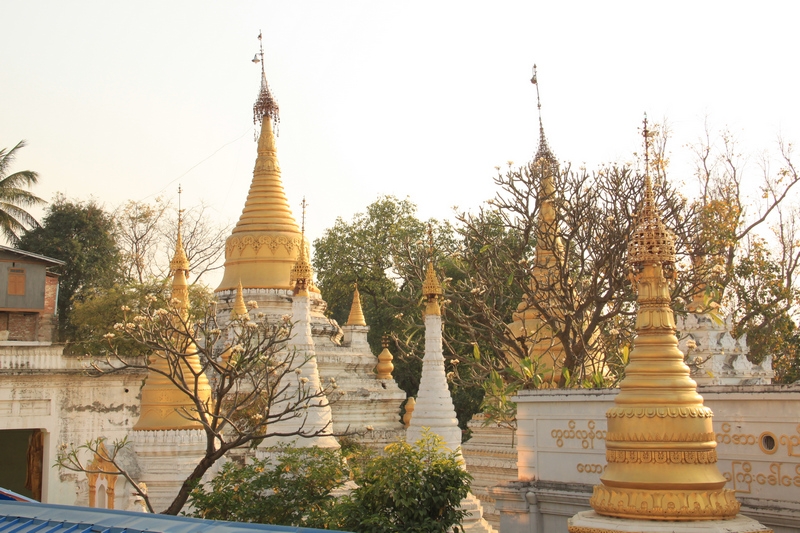 Мьянма весной. Затерянный мир золотых ступ и сияющих улыбок. От Mawlamuine до Monywa