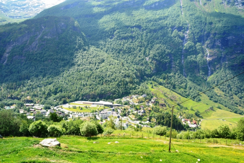 Норвегия сквозь солнечные очки. Водопады, фьорды, озера, ледники. Май-Июнь 2016