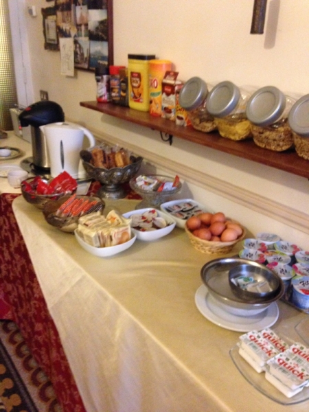 Неаполь и Террачина. Финансовый отчёт. Фото с телефона.