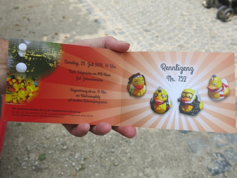 Берхинг (Berching). Канал в волшебном огне и средневековая ярмарка.Kanal im Feuerzauber.