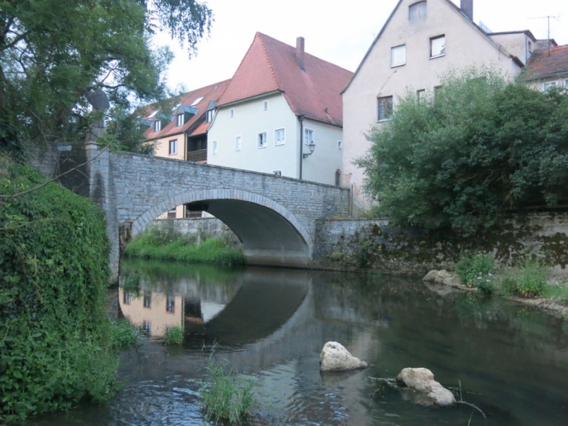 Берхинг (Berching). Канал в волшебном огне и средневековая ярмарка.Kanal im Feuerzauber.