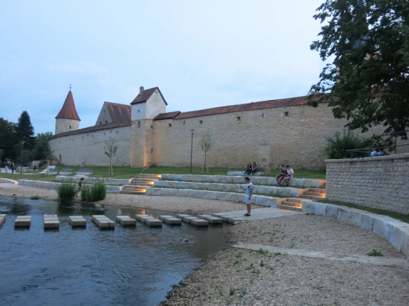 Берхинг (Berching). Канал в волшебном огне и средневековая ярмарка.Kanal im Feuerzauber.