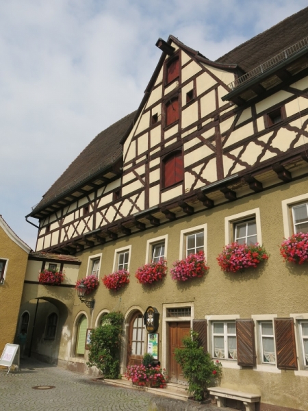 Берхинг (Berching). Канал в волшебном огне и средневековая ярмарка.Kanal im Feuerzauber.