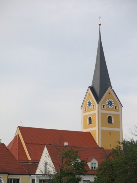 Берхинг (Berching). Канал в волшебном огне и средневековая ярмарка.Kanal im Feuerzauber.