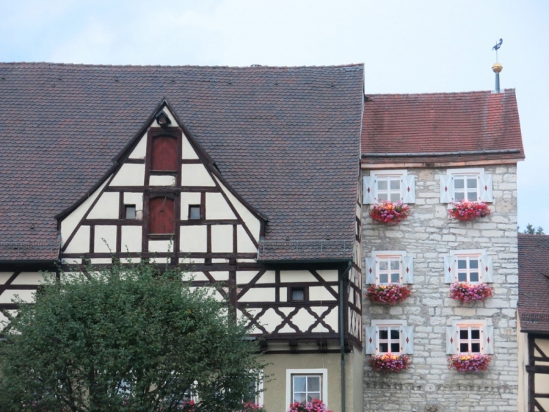 Берхинг (Berching). Канал в волшебном огне и средневековая ярмарка.Kanal im Feuerzauber.