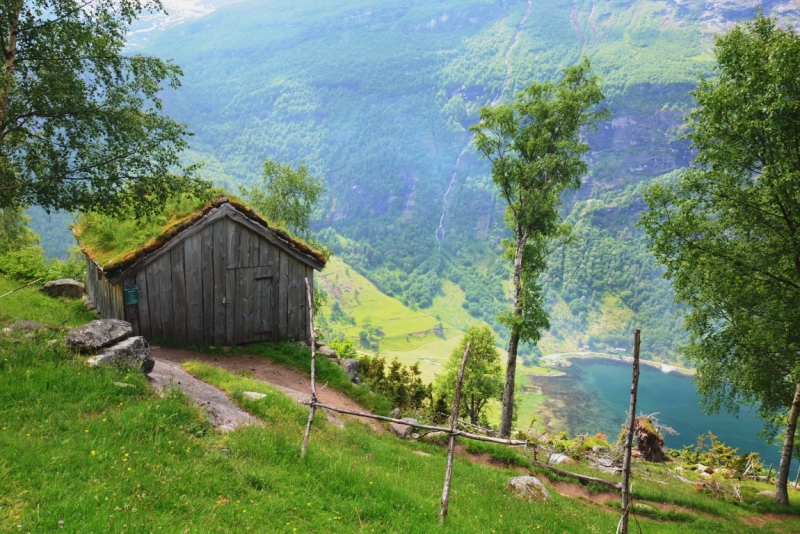 Норвегия сквозь солнечные очки. Водопады, фьорды, озера, ледники. Май-Июнь 2016