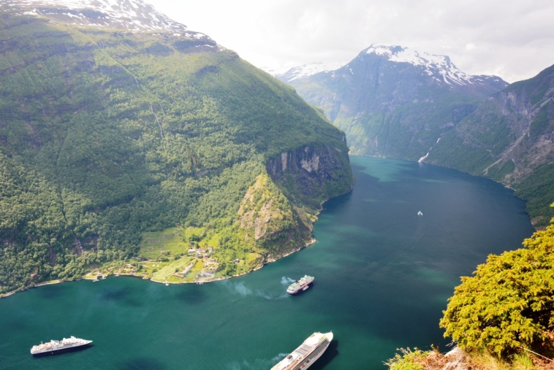 Норвегия сквозь солнечные очки. Водопады, фьорды, озера, ледники. Май-Июнь 2016