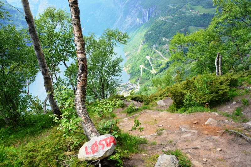 Норвегия сквозь солнечные очки. Водопады, фьорды, озера, ледники. Май-Июнь 2016