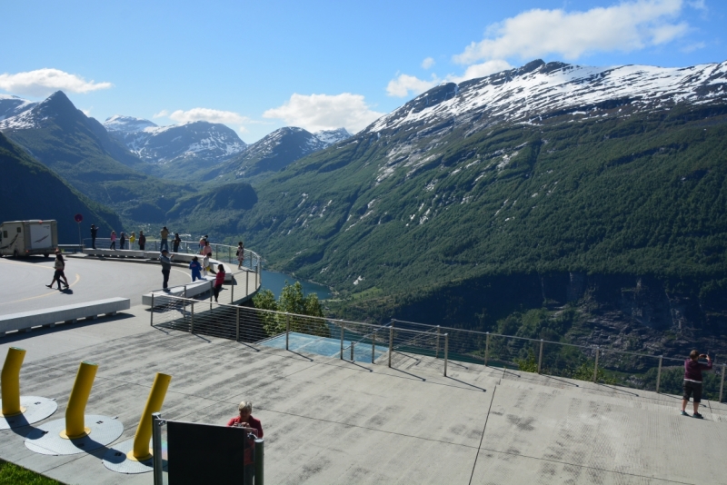 Норвегия сквозь солнечные очки. Водопады, фьорды, озера, ледники. Май-Июнь 2016