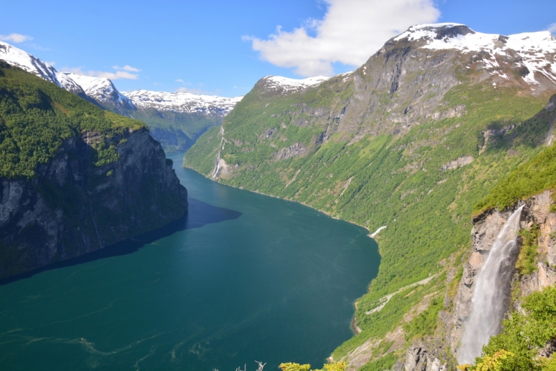 Норвегия сквозь солнечные очки. Водопады, фьорды, озера, ледники. Май-Июнь 2016
