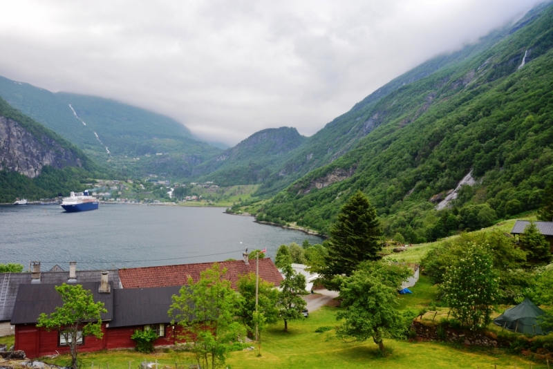Норвегия сквозь солнечные очки. Водопады, фьорды, озера, ледники. Май-Июнь 2016