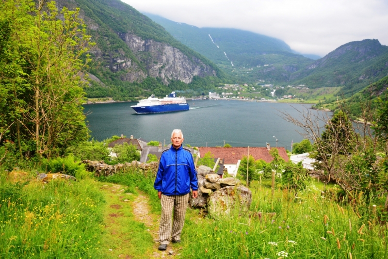 Норвегия сквозь солнечные очки. Водопады, фьорды, озера, ледники. Май-Июнь 2016
