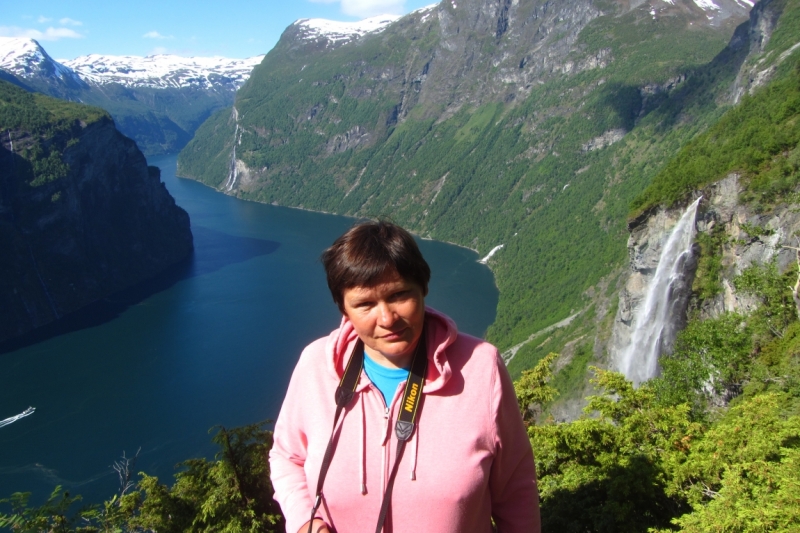 Норвегия сквозь солнечные очки. Водопады, фьорды, озера, ледники. Май-Июнь 2016