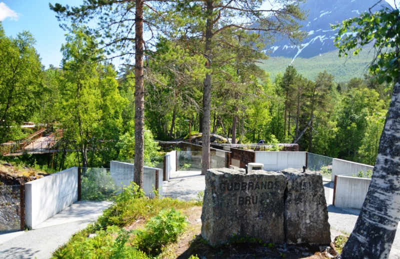 Норвегия сквозь солнечные очки. Водопады, фьорды, озера, ледники. Май-Июнь 2016