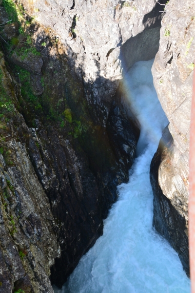 Норвегия сквозь солнечные очки. Водопады, фьорды, озера, ледники. Май-Июнь 2016