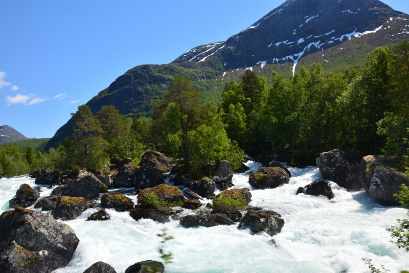 Норвегия сквозь солнечные очки. Водопады, фьорды, озера, ледники. Май-Июнь 2016