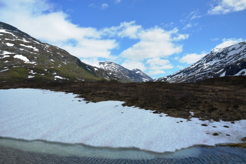 Норвегия сквозь солнечные очки. Водопады, фьорды, озера, ледники. Май-Июнь 2016