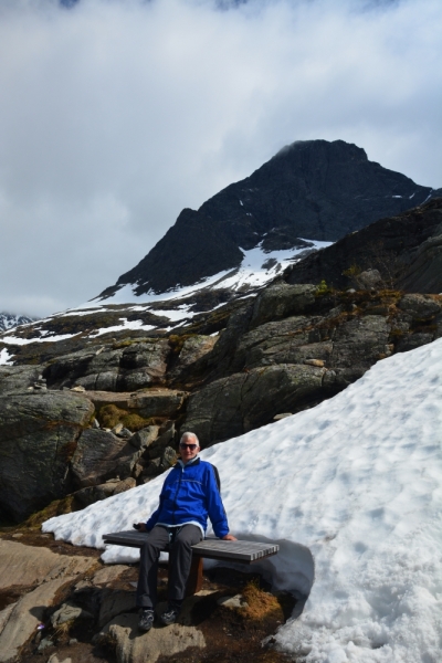 Норвегия сквозь солнечные очки. Водопады, фьорды, озера, ледники. Май-Июнь 2016