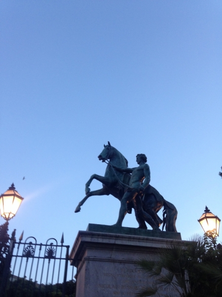 Неаполь и Террачина. Финансовый отчёт. Фото с телефона.