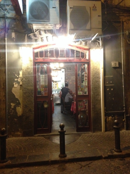 Неаполь и Террачина. Финансовый отчёт. Фото с телефона.