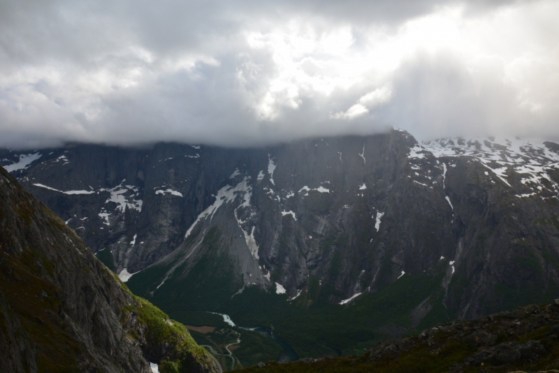Норвегия сквозь солнечные очки. Водопады, фьорды, озера, ледники. Май-Июнь 2016