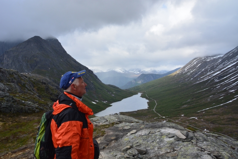 Норвегия сквозь солнечные очки. Водопады, фьорды, озера, ледники. Май-Июнь 2016