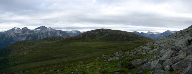 По горам в любую погоду: 40 дней - 40 треков (июль-август 2015, хайкинг, много фото)