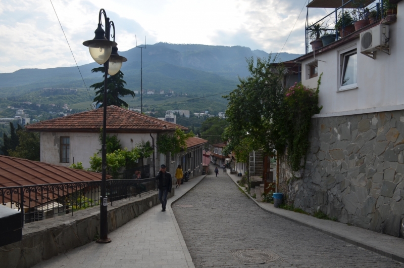 Западный берег Крыма: мыс Тарханкут, пещерные города, Севастополь и Форос. Май 2016