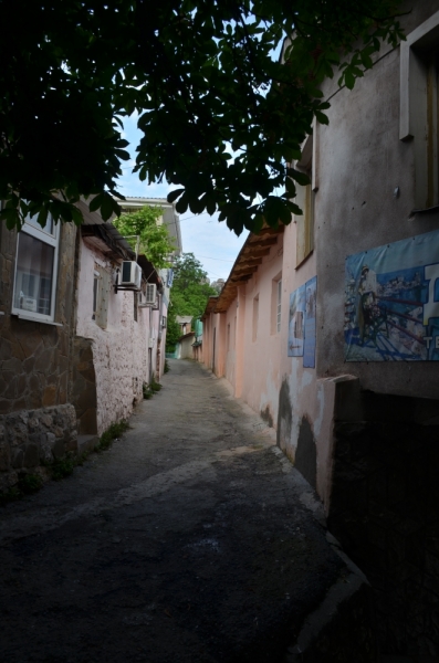 Западный берег Крыма: мыс Тарханкут, пещерные города, Севастополь и Форос. Май 2016