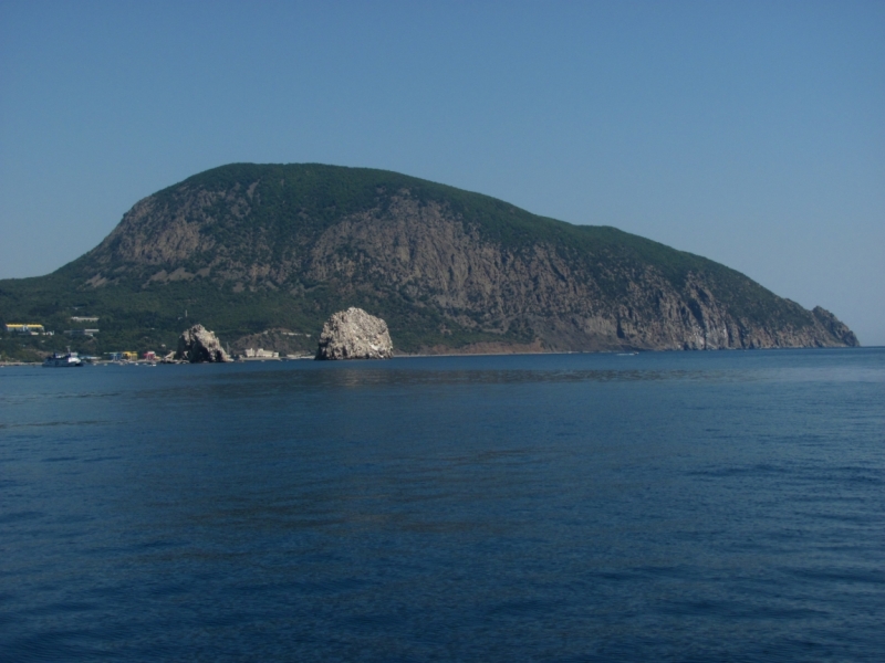 Западный берег Крыма: мыс Тарханкут, пещерные города, Севастополь и Форос. Май 2016