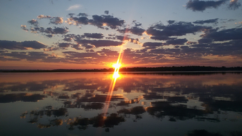 Принял на грудь, скажи что-нибудь! Трезвым вход запрещён!