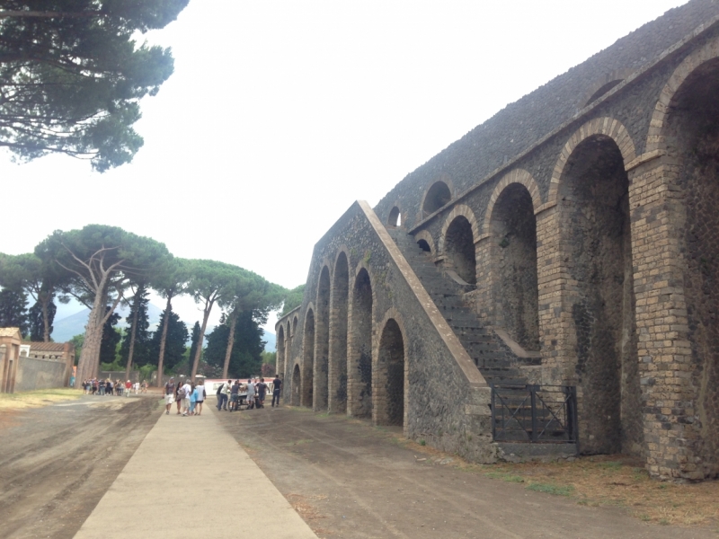 Неаполь и Террачина. Финансовый отчёт. Фото с телефона.