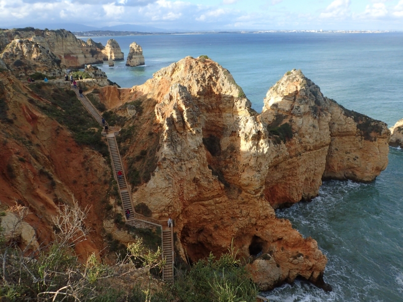 С севера на юг от дождя к солнцу