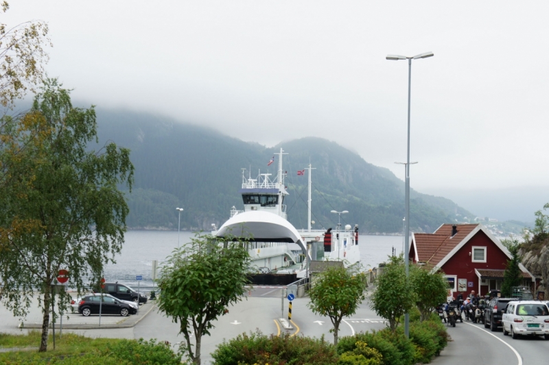 Из Петербурга до Прекестулена